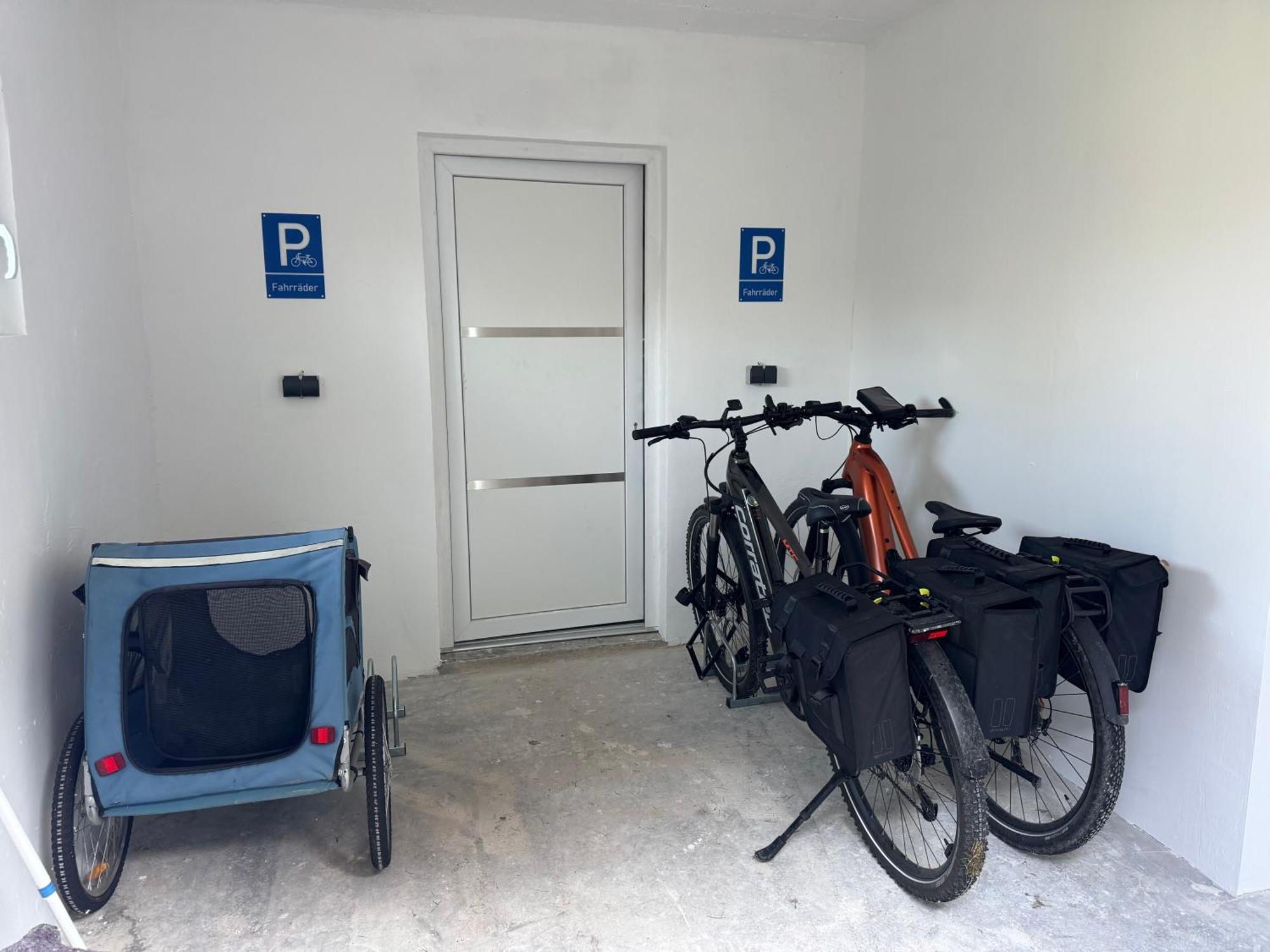 Ferienwohnung Am See Dillich - Eigener Garten - Ruhige Lage - Natur Vor Der Haustuer Borken  Екстериор снимка